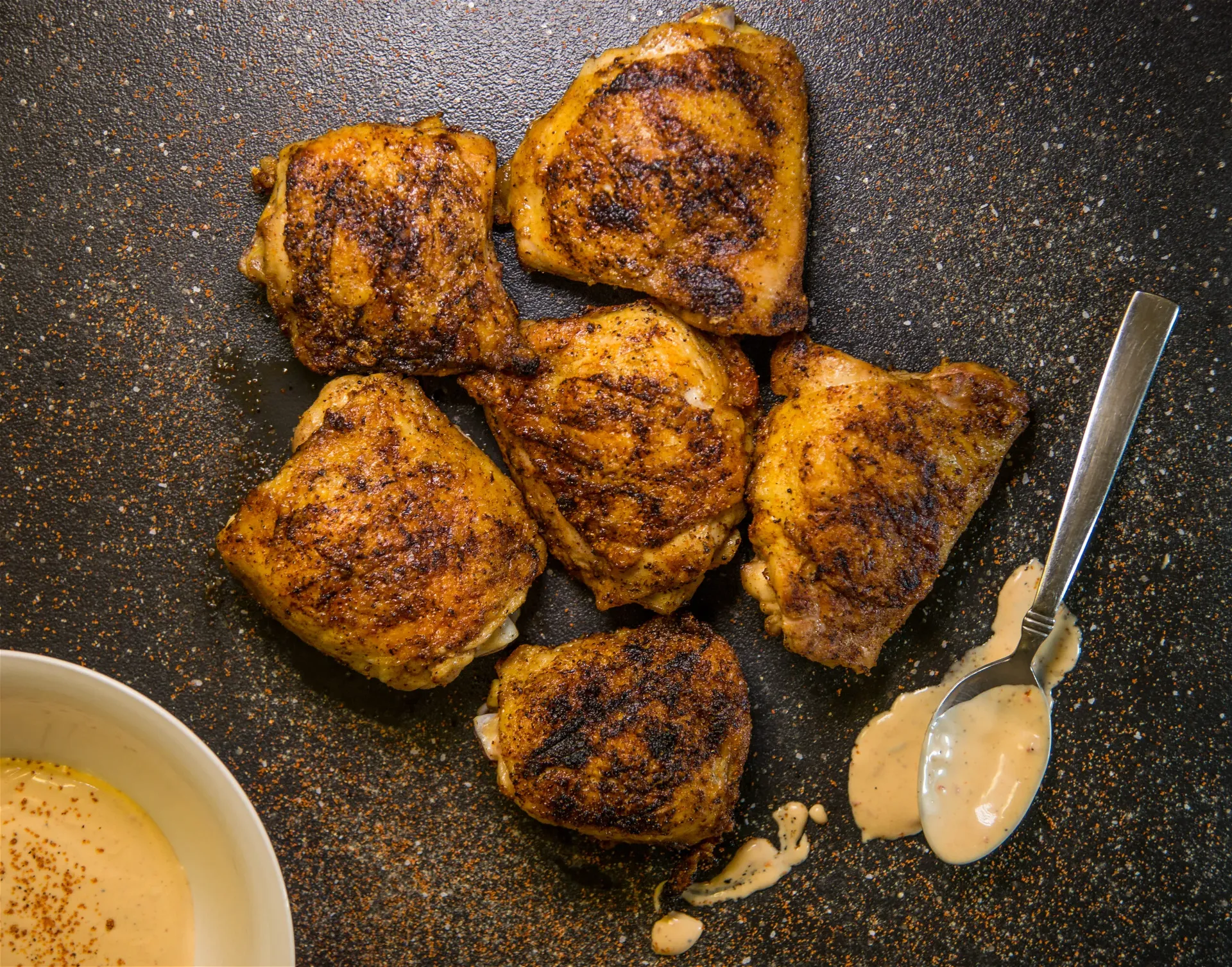Herb Chicken Thighs with White Barbecue Sauce